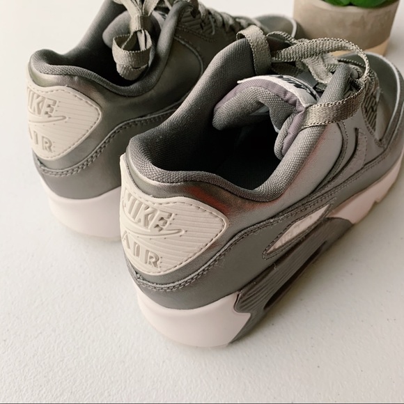 Nike Air Max 90 LTR SE GG NWT - Picture 7 of 8
